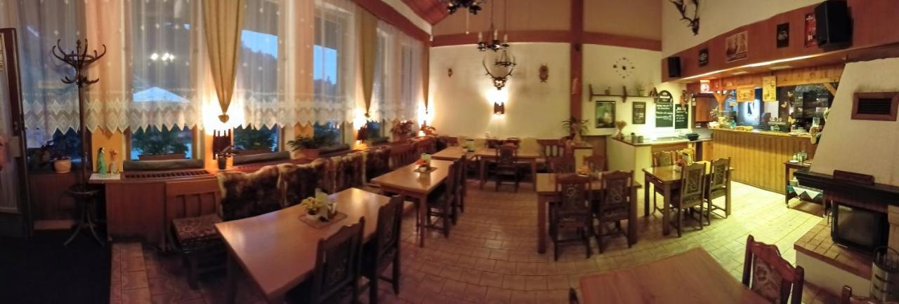 Rodinny "Hotel U Mustku" Desná Eksteriør bilde