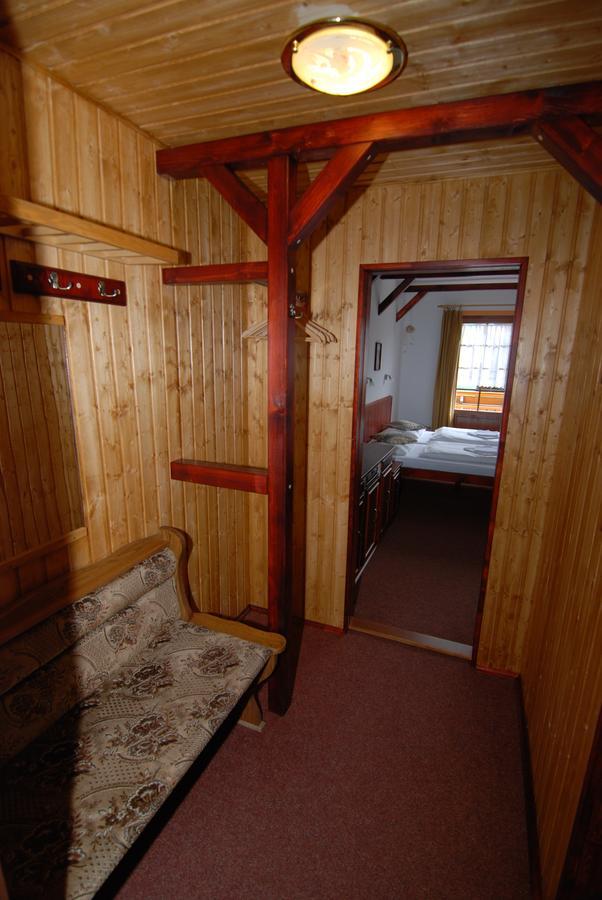 Rodinny "Hotel U Mustku" Desná Eksteriør bilde